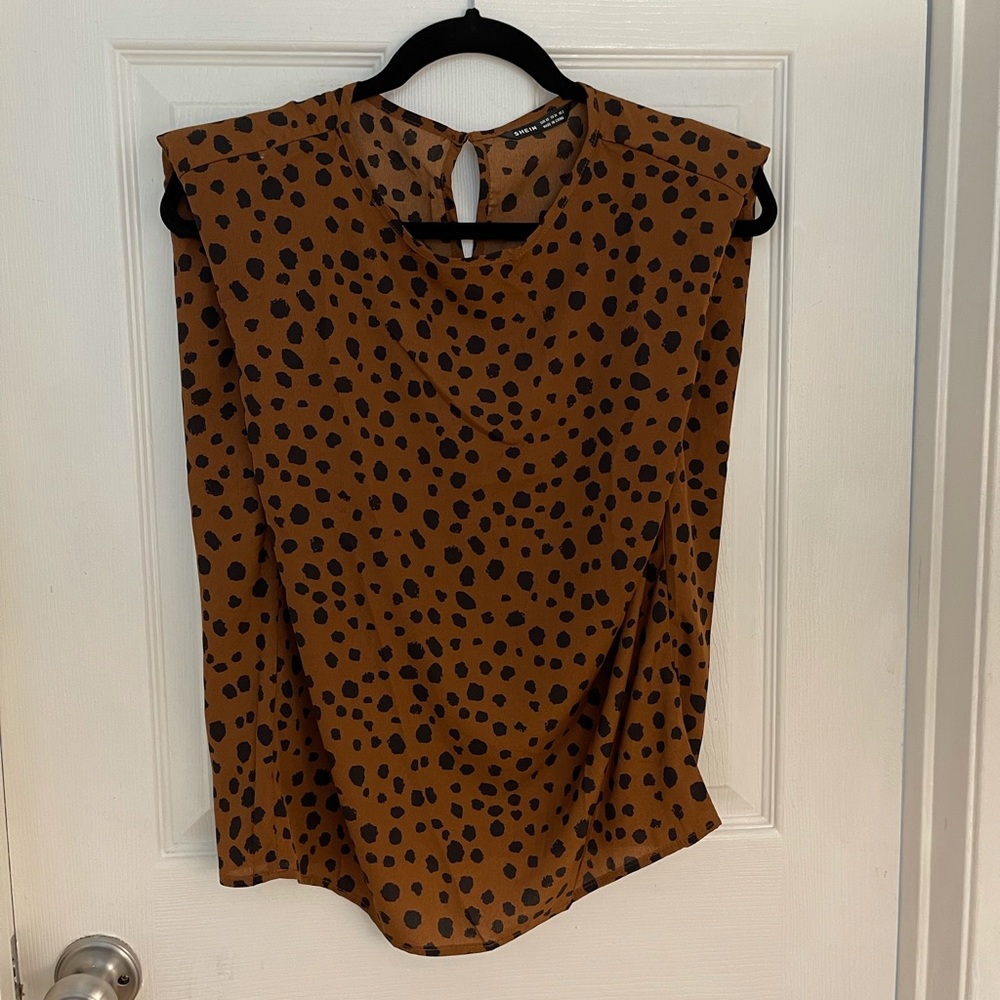 Cheetah top from Shein never worn before.